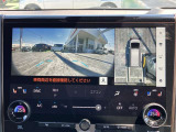 【全周囲モニター】フロント+サイド+バックにカメラが装着されています。車庫入れが苦手な方もこれがあれば安心ですね。