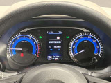 【メーター】メーター内のカラーディスプレイには運転をサポートするさまざまな情報を表示!