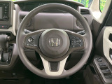 【ステアリングスイッチ】運転中、前方から目線をそらすことなく、オーディオ等の操作が可能な便利機能!安心&快適なドライブを演出してくれます♪