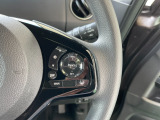 【アダプティブ・クルーズ・コントロール】予め設定した車速内でクルマが自動的に加減速。 前走車との適切な車間距離を維持しながら追従走行し、高速道路でのドライバーの疲労を軽減してくれる嬉しい機能付♪