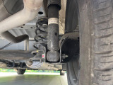 お車を安心してお乗りいただく為には、足回りの定期点検が欠かせません。サービスサポート(有償保証)では無料点検もご提供しており、安心のカーライフをお過ごしいただけるサポート体制が整っています。