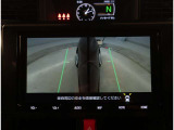 スマートキー付きです。スマートキーとは鍵を車に差し込まなくても、ドアノブを触ったりするだけで、ドアロックを解錠できます。これが凄く便利なんですよ。