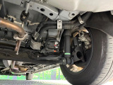 お車を安心してお乗りいただく為には、足回りの定期点検が欠かせません。サービスサポート(有償保証)では無料点検もご提供しており、安心のカーライフをお過ごしいただけるサポート体制が整っています。