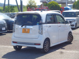 外装も丁寧に磨いております。是非1度実車をご覧ください!