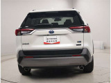 バックモニター付!車庫入れなど後方確認に便利です。