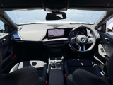 BMW専門のメカニックが、100項目にも上るポイントを徹底的にチェック。交換基準に達した部品があれば、弊社負担にて交換後、お客様へご納車致します。