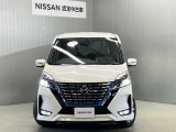 【LEDヘッドランプ】ハロゲンヘッドランプの約2倍の明るさ!夜の運転も安心です!
