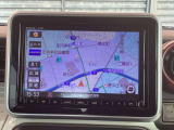 住所・電話番号・ジャンル・周辺施設などをスピード検索。もちろん自宅を登録しておくと、帰り道もクイック誘導。気になるあのスポットへ&hellip;ナビゲーションをセットして愛車と一緒にお出かけしてみませんか?