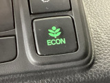★ECONスイッチ★ エコドライブを加速しよう!スイッチをONにすると、運転の仕方によるロスを抑え込み燃費をよくするようクルマが頑張ります(*^ー^*)燃費向上にチャレンジ♪