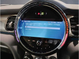 Bluetooth接続でハンズフリー通話が可能です。