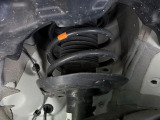 お車を安心してお乗りいただく為には、足回りの定期点検が欠かせません。サービスサポート(有償保証)では無料点検もご提供しており、安心のカーライフをお過ごしいただけるサポート体制が整っています。