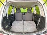 普段のお買い物や通勤、送迎等に十分な荷室スペースを確保しております。セカンドシートを倒すと、大きな荷物の積載も可能です♪