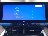 ブルートゥースに接続することにより、スマホに入ったお気に入りの音楽を車内で楽しむことができます♪あると本当に便利な機能になっています!