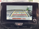 【バックモニター】バックカメラが装着されています。車庫入れが苦手な方もこれがあれば安心ですね
