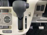 発進時から滑らかに加速する無段階変速のCVTはストップ&ゴーの多い街の中も快適です