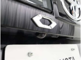 バックカメラが付いているので後方確認が非常にしやすいです。今や運転初心者も熟練者も必須装備!ついていて損はないですね♪