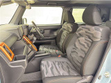トヨタ中古車「まるごとクリーニング」施工済。外装はもちろん内装はシートを外して見えない所まで徹底洗浄しています。