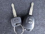 トヨタ認定中古車保証付!(1年間、距離無制限 HV車はHV保証付) 別途延長保証もご用意しております♪ ぜひ現車を確認にご来店ください