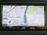 パイオニア製楽ナビAVIC-RZ821-Dを装備。高解像度のマップに、タッチパネル操作で行先まで簡単、快適にナビゲーションします。
