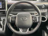 【ステアリングスイッチ】運転中、前方から目線をそらすことなく、オーディオ等の操作が可能な便利機能!安心&快適なドライブを演出してくれます♪