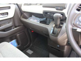自社の試乗及び代車等で使っていました。