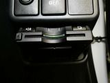 ETC車載機です。高速・有料道路の料金をキャッシュレスでスムーズに通過できます。