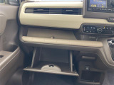 店舗にて現車の確認もいただけますので、お電話で在庫のご確認の上是非ご来店くださいませ!!!