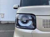 LEDヘッドライトで夜道も安心!