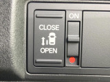 【パワースライドドア】スマートキーや運転席のスイッチでスライドドアの開閉が可能♪電動だから力を入れてドアを開ける必要が無く、小さいお子様でも、重い荷物を持っている時もラクに開け閉めできます♪