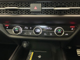 Wエアコン付きです!運転席・助手席それぞれ快適な車内でお過ごしいただけます。