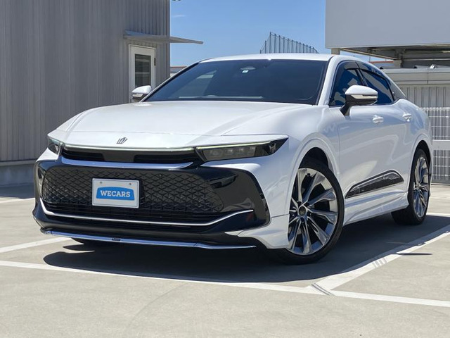クラウンクロスオーバー 2.5 G アドバンスト レザー パッケージ E-Four 4WD