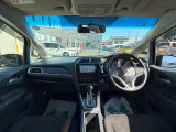 インパネ周りのお写真です。 視界が広く運転もしやすくなっております♪