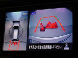 バックガイドモニターを装備しています、車庫入れもラクラクです。パノラミックビューモニターを搭載しています、上からの画像も表示されます。