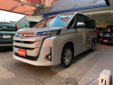 ノア  1.8 ハイブリッド Z E-Four 4WD