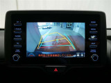 バックガイドモニターで、後方を確認しながら安心して駐車することができます。運転初心者も熟練者も必須の機能ですよ!