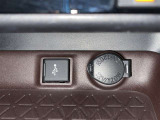 シガーソケット用の充電器が使用可能です!