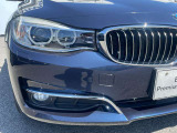 また、BMW正規認定中古車は、エマージェンシーサービスが自動付帯。24時間365日、皆様のカーライフをサポート致します。確かな安心のうえで、「駆けぬける歓び」をご堪能ください。
