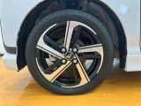 残価型クレジットもご好評いただいております!月々のお支払いを抑え、お車をお求めやすくご購入いただけます。また数年後に、高めの残価額で乗り換えの選択もしやすくなります。※詳しくはスタッフまで