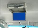 ◆フリップダウンモニター◆お出かけ時の渋滞!お子様や同乗者の方が退屈しません。ドライバーは運転に集中できます!