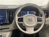 XC60 B5 AWD インスクリプション 4WD 4WD 本革シート