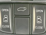 【パワーバックドア】スマートキーや運転席のボタンを押すだけでリアゲートが自動で開閉します!荷物を持っている時や、高い位置にあるバックドアを閉める際に便利な機能です♪