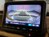 バックカメラもあるので後退時も安心です。