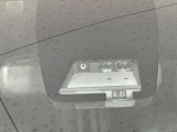 【トヨタセーフティセンス】走行中に前方の車両等を認識し、衝突しそうな時は警報とブレーキで衝突回避と被害軽減をアシスト。より安全にドライブをお楽しみいただけます。