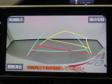 バックモニターで、後方を確認しながら安心して駐車することができます。運転初心者も熟練者も必須の機能ですよ!