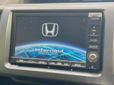 【純正ナビ】人気の純正ナビを装備。オーディオ機能も充実しており、Bluetooth接続すればお持ちのスマホやMP3プレイヤーの音楽を再生可能!毎日の運転がさらに楽しくなります!!