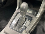 【フロアCVT】無段階変速機能でスムーズな走行をお楽しみいただけます♪エンジンパワーを無駄なく車輪に伝えるから低燃費にも貢献!