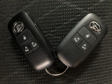 スマートキー機能を有しています!ドアロックの開閉やエンジン始動時にキーをポケットやカバンなどに携帯していればキーを挿さなくてもそのまま手ぶらで可能です!!