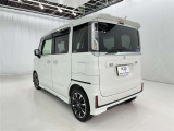 軽自動車は燃費も良くて経済的♪小さなボディで運転しやすい!細い道だってラクラク運転♪