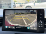 駐車時に便利なバックカメラを装備しています。
