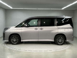 最大3年先まで延長可能なロングラン保証&alpha;(有料)もご用意しております。無料保証期間1年に安心をプラスする、1年または2年の延長保証がお選び頂けます。もちろん、走行距離は無制限です。